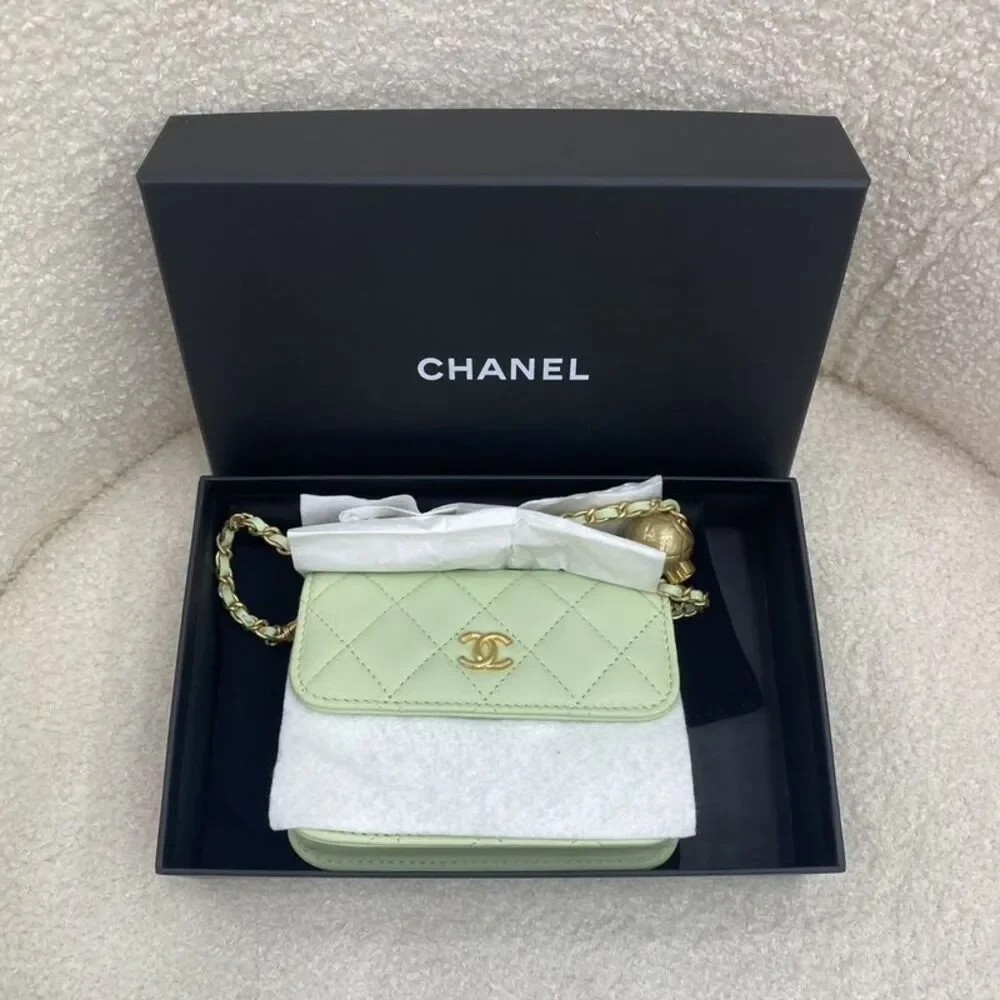 CHANEL brand color